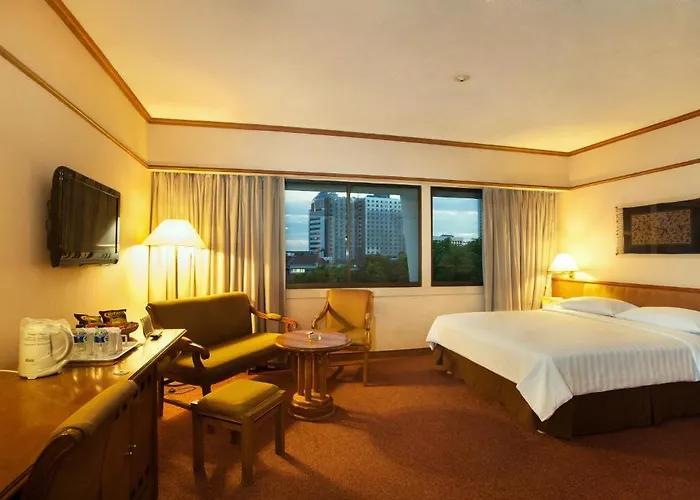 Elmi Hotel Surabaya